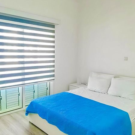 Sofia'S Seaview Apartment โปรทาราส ภายนอก รูปภาพ