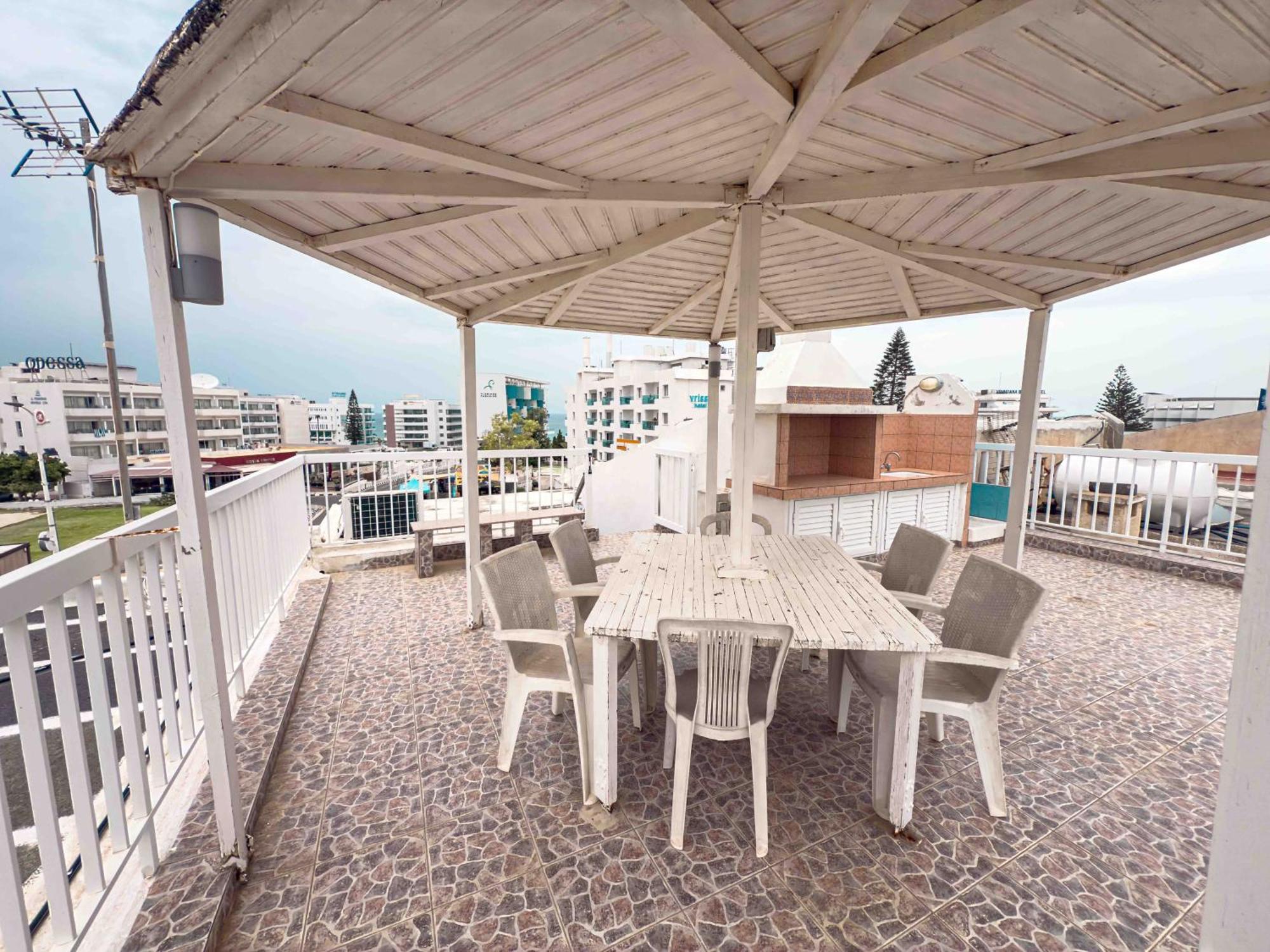 Sofia'S Seaview Apartment โปรทาราส ภายนอก รูปภาพ