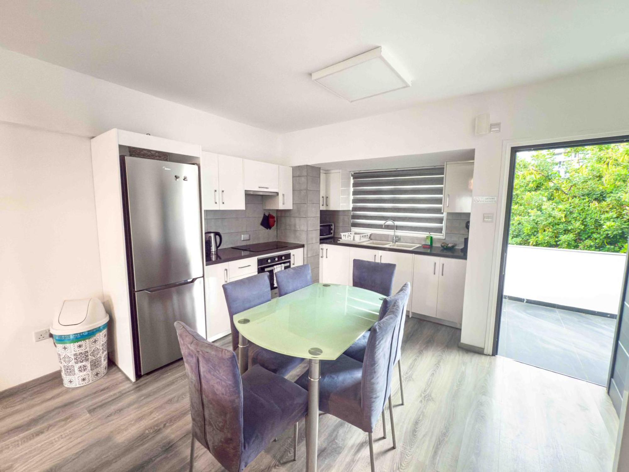 Sofia'S Seaview Apartment โปรทาราส ภายนอก รูปภาพ